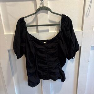 Ava & Viv Black Ruched Puff Sleeve Blouse